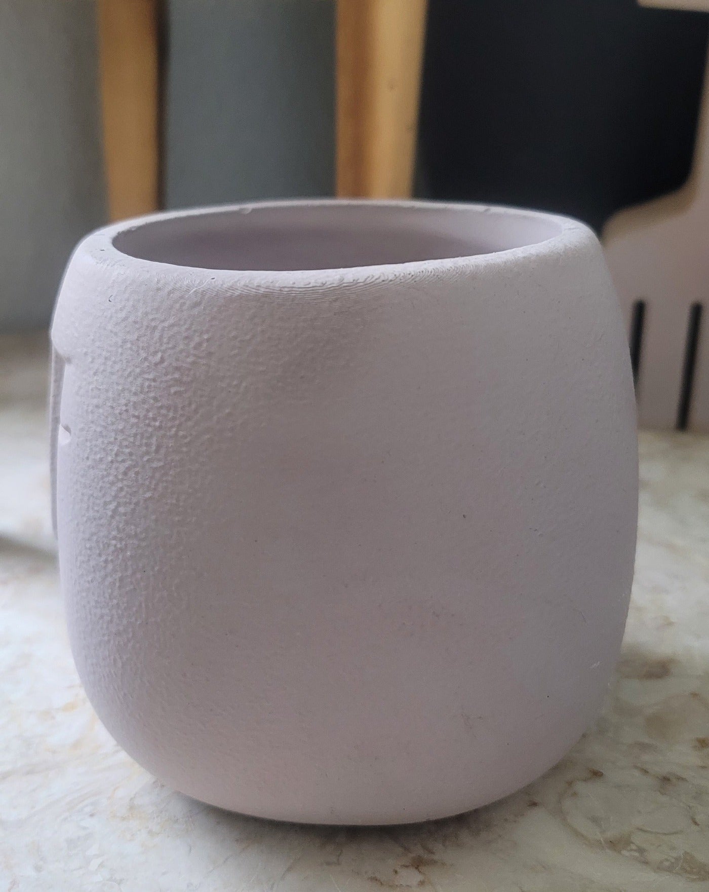 Face planter pot