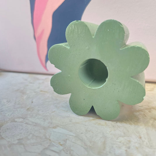 Flower Cement Taper Candle Holder – Elegant Concrete Decor