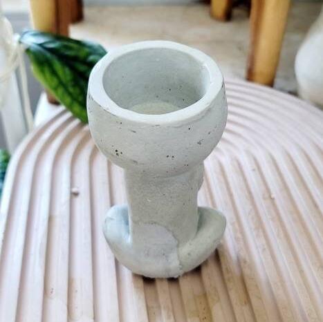 Kodama Planter – Concrete Forest Spirit Air Plant Holder
