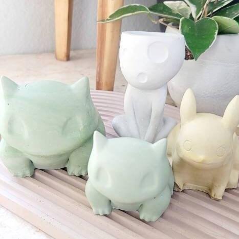 Kodama Planter – Concrete Forest Spirit Air Plant Holder