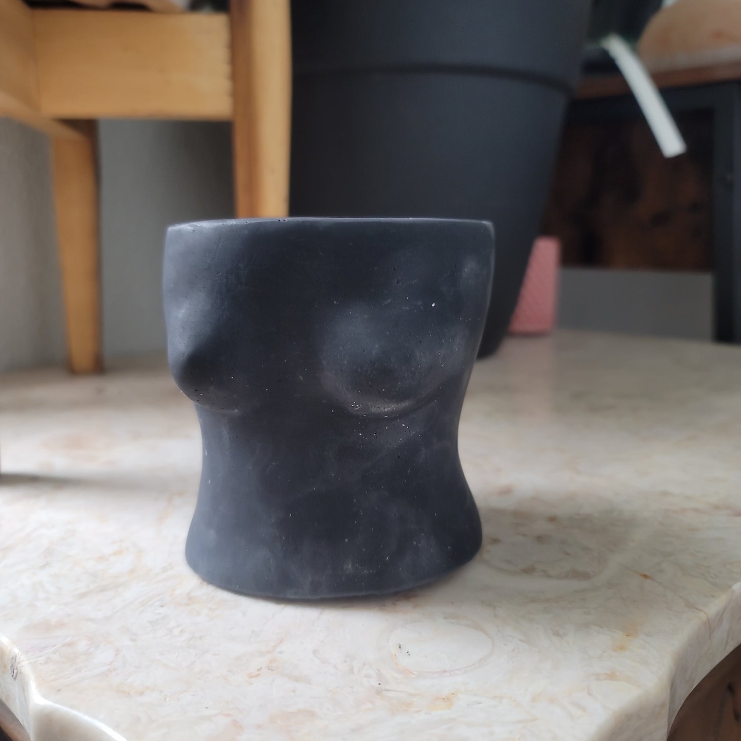 Boob planter