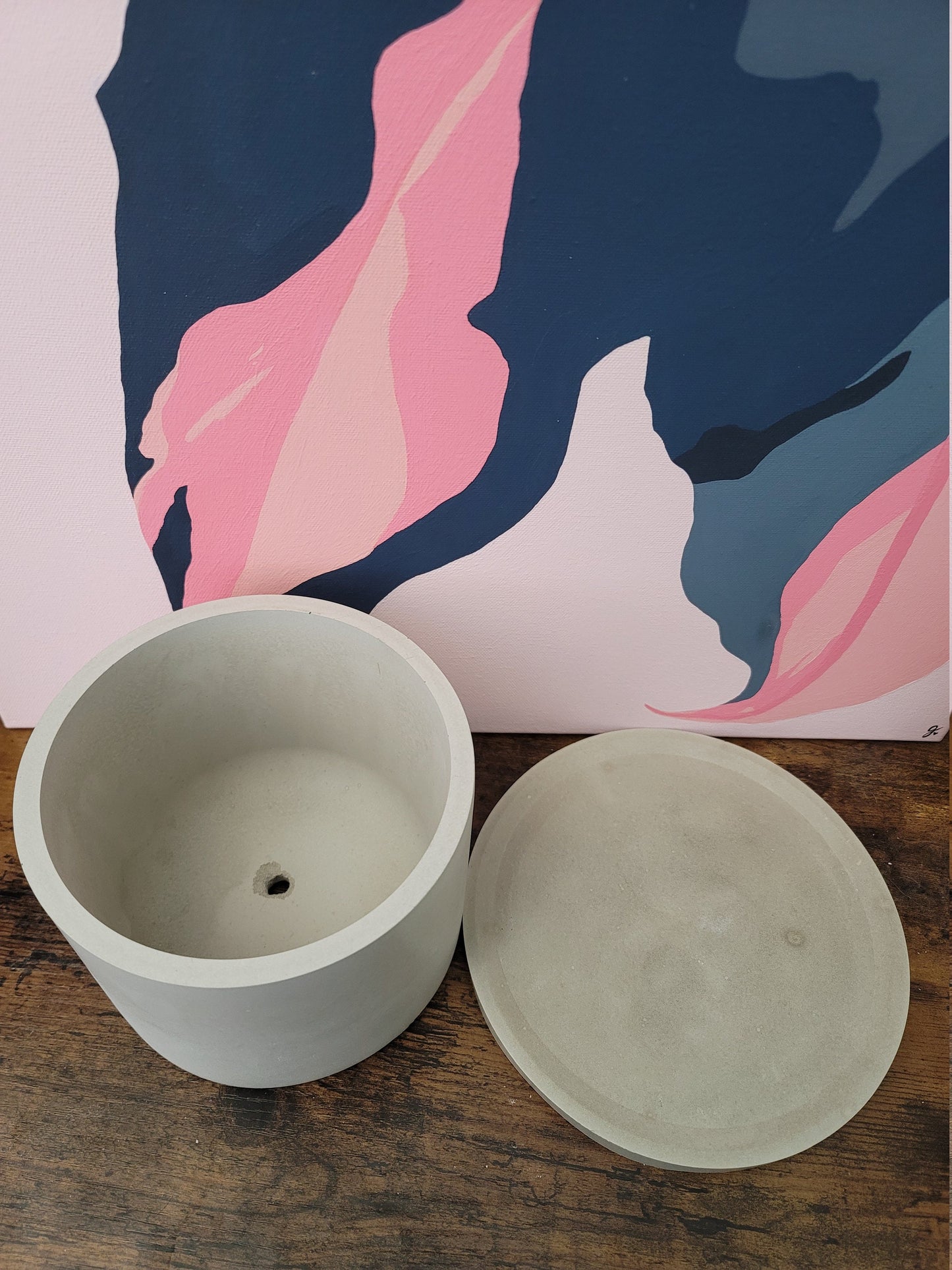 Medium 6in Concrete Planter with Tray | Simple Pot | Medium pot | Planter with Drainage Hole | Round Flower pot | Cement Plant Pot |Cute pot