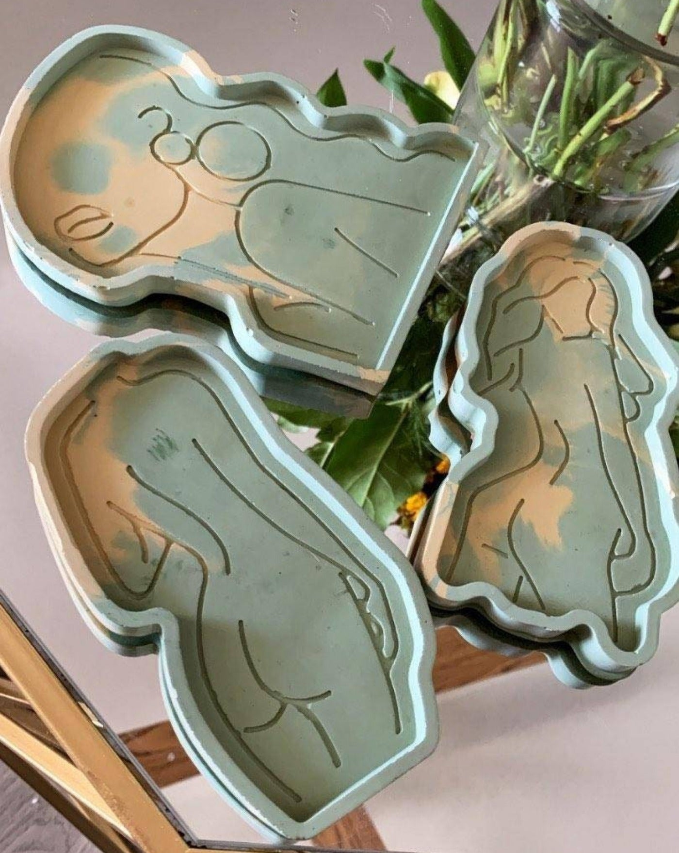 Lady Trays