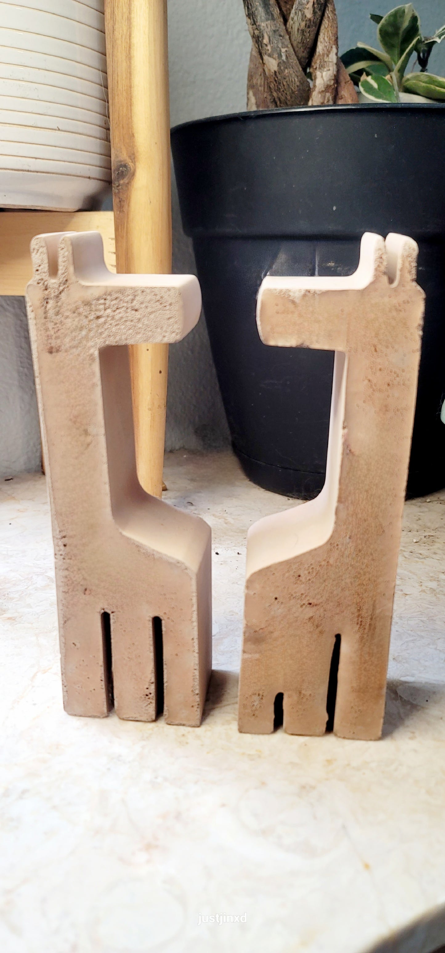 Giraffe Pair Bookends